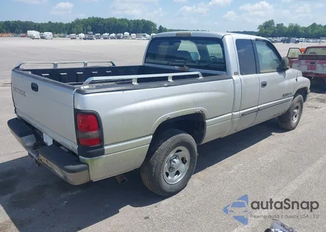 2001 Dodge Ram 1500 St из США, поврежденный, VIN 3B7HC13Y21G718471